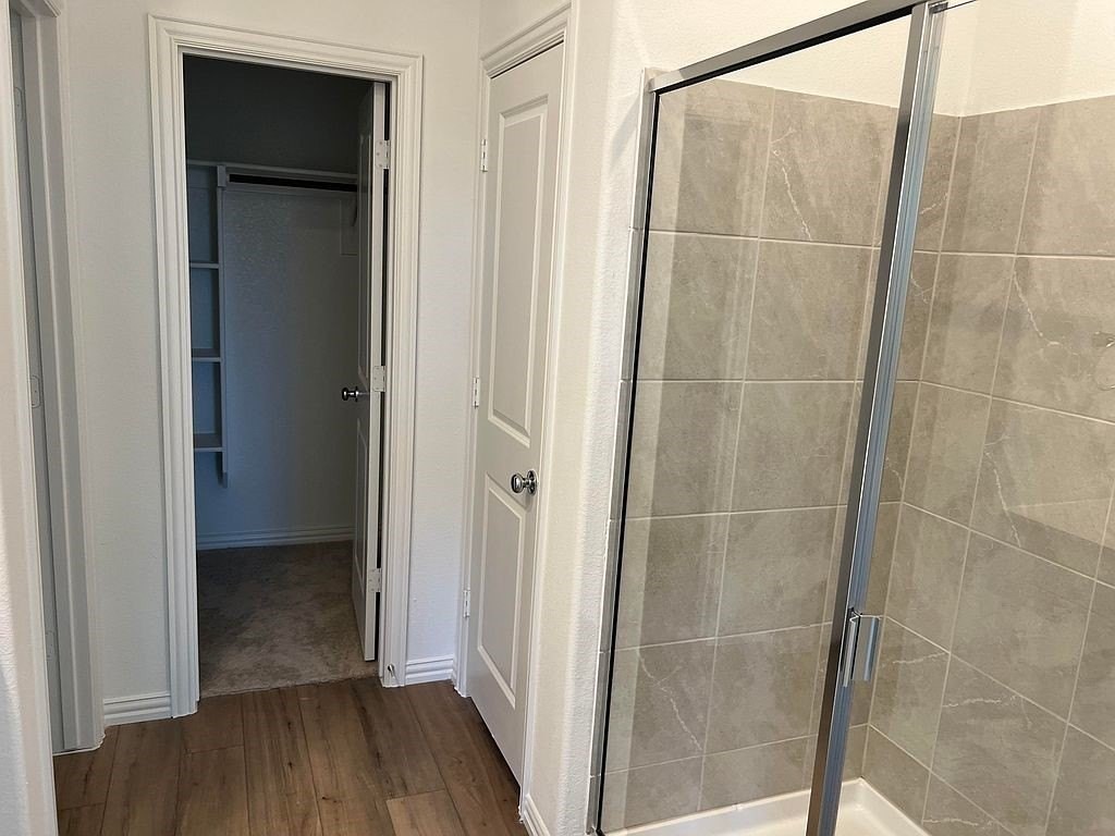 1020 Longleaf Ln - Photo 6 of 19