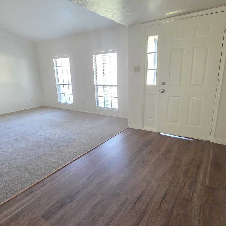 3709 Berrywood Cir - Photo 7 of 23