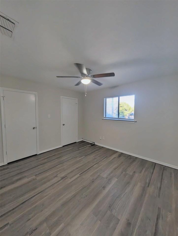 407 Heritage Trl - Photo 6 of 26
