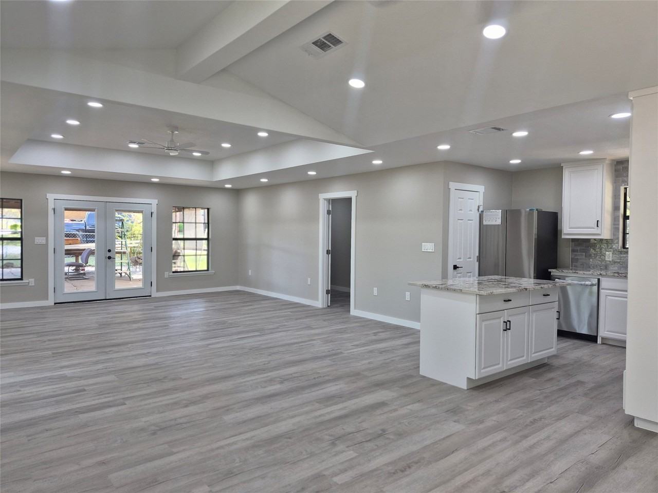 2029 Roberts Dr - Photo 7 of 36