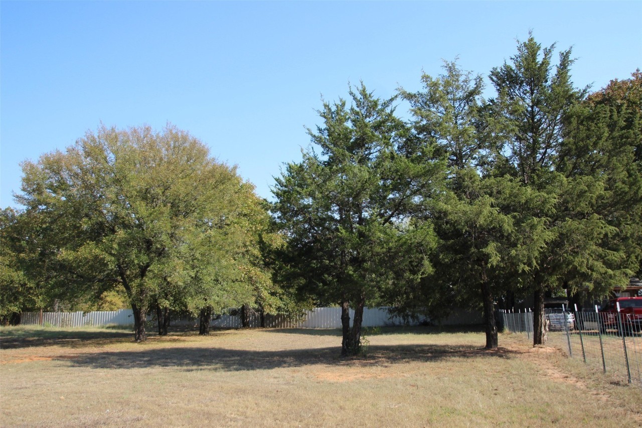 2438 Us Highway 69 - Photo 3 of 38