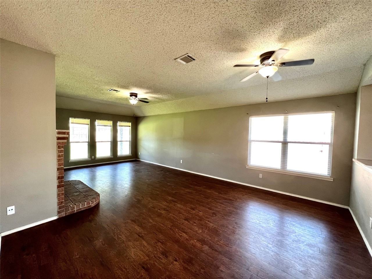 9900 Tyler Dr - Photo 3 of 18