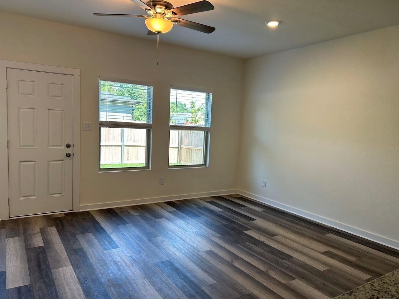 204 Henderson St - Photo 3 of 21