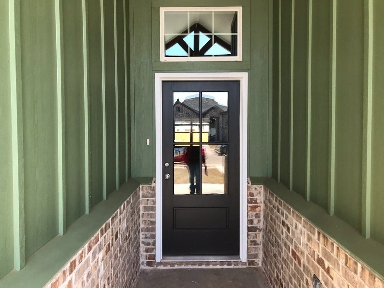 4510 Crosley Ln - Photo 2 of 32