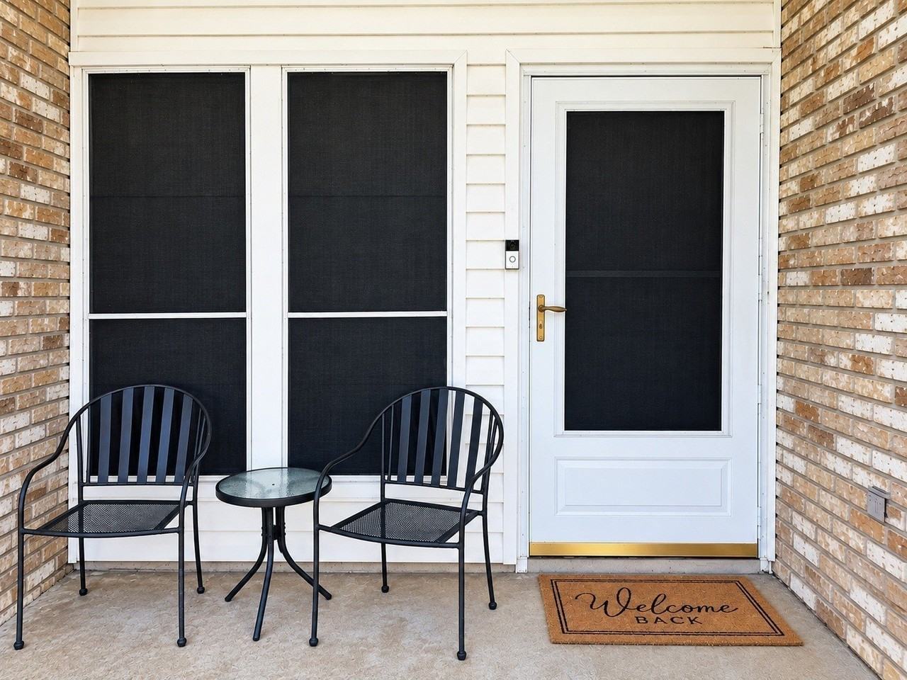 1006 Walnut Pl - Photo 4 of 25