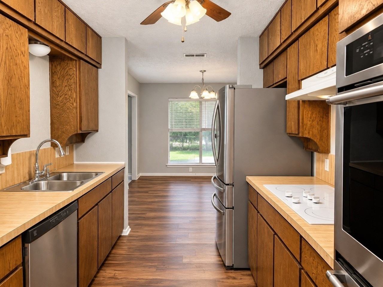 1006 Walnut Pl - Photo 6 of 25