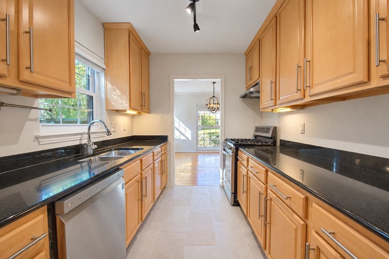 6050 Ellsworth Ave - Photo 3 of 23