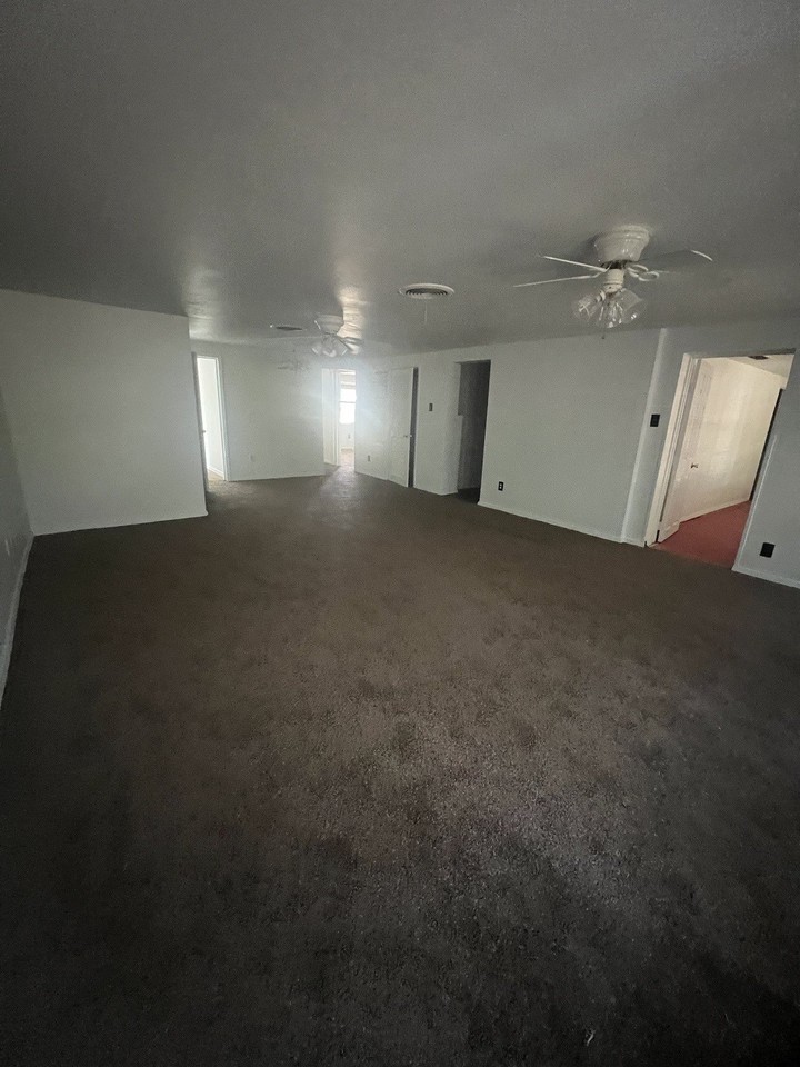 234 William St - Photo 3 of 11