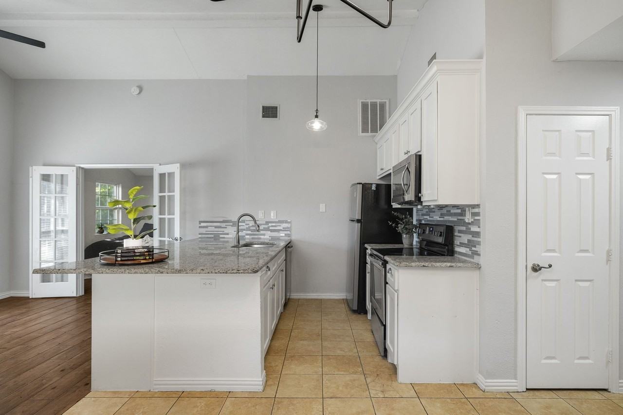 4205 Caldwell Ave - Photo 3 of 33