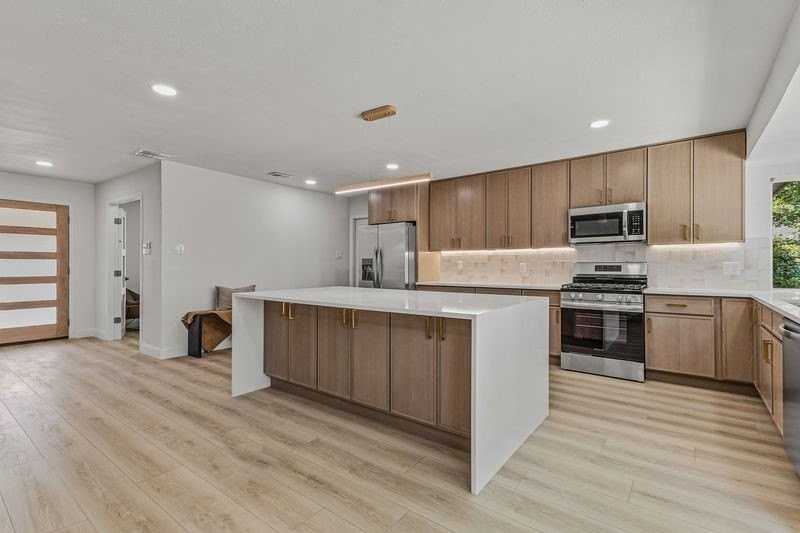 3745 Blue Trace Ln - Photo 7 of 26