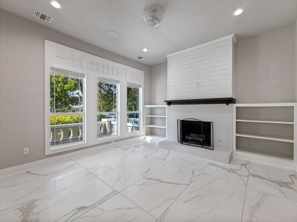 5611 Richmond Ave - Photo 6 of 27