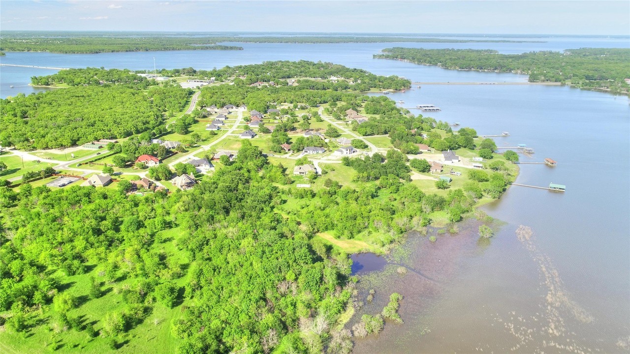 10560 Lago Vis - Photo 2 of 31