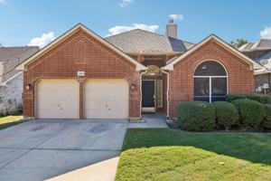 featured image of 2308 Suntree Ln