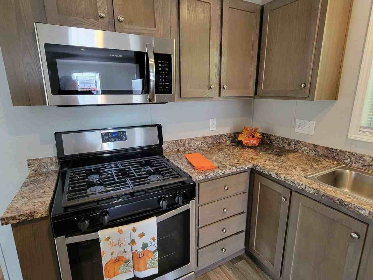 5580 Driftwood Ct #188 - Photo 4 of 17