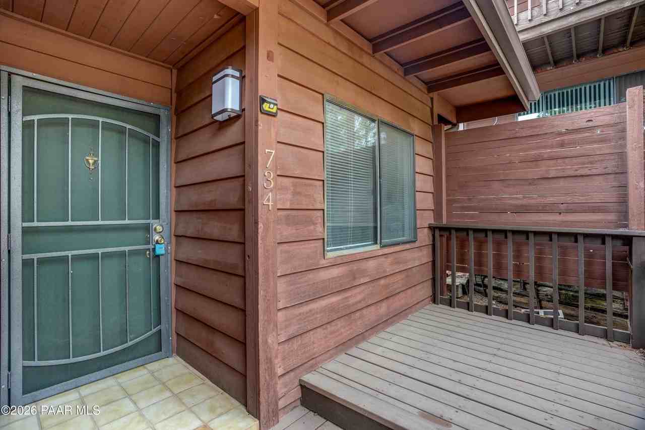 734 S Montezuma St - Photo 3 of 30