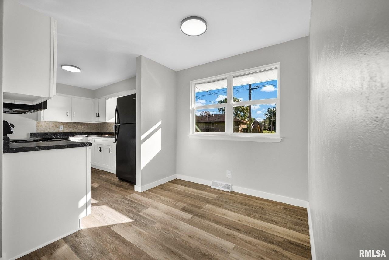 3510 N Elmcroft Ter - Photo 6 of 36