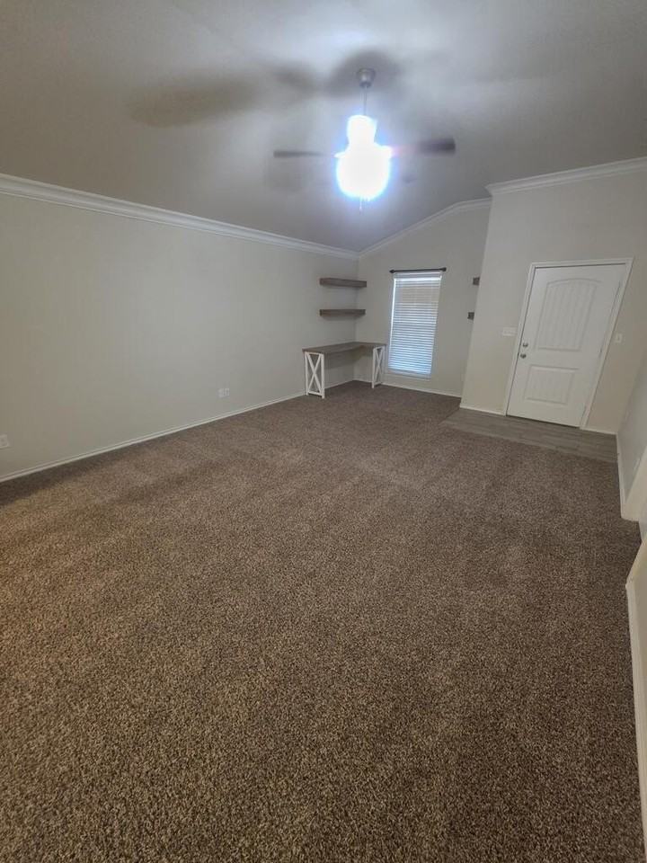 1518 Brand Ln - Photo 4 of 27