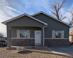 featured image of 10 Heatherwood Ln