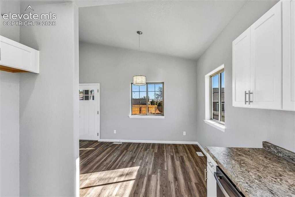 10 Heatherwood Ln - Photo 4 of 13