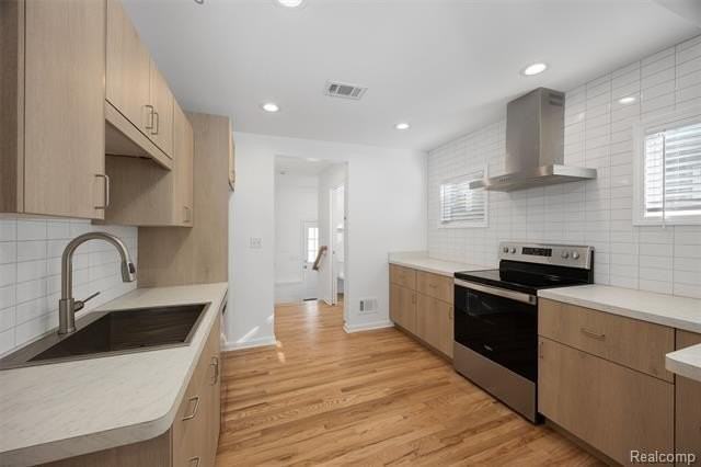 623 E Brockton Ave - Photo 3 of 15