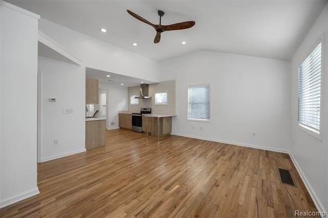 623 E Brockton Ave - Photo 4 of 15
