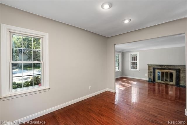 410 Catalpa Dr - Photo 7 of 35