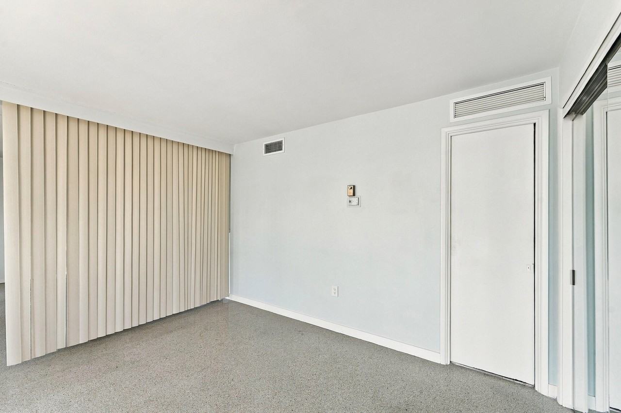 2725 Ne 32nd Ave #7 - Photo 6 of 28