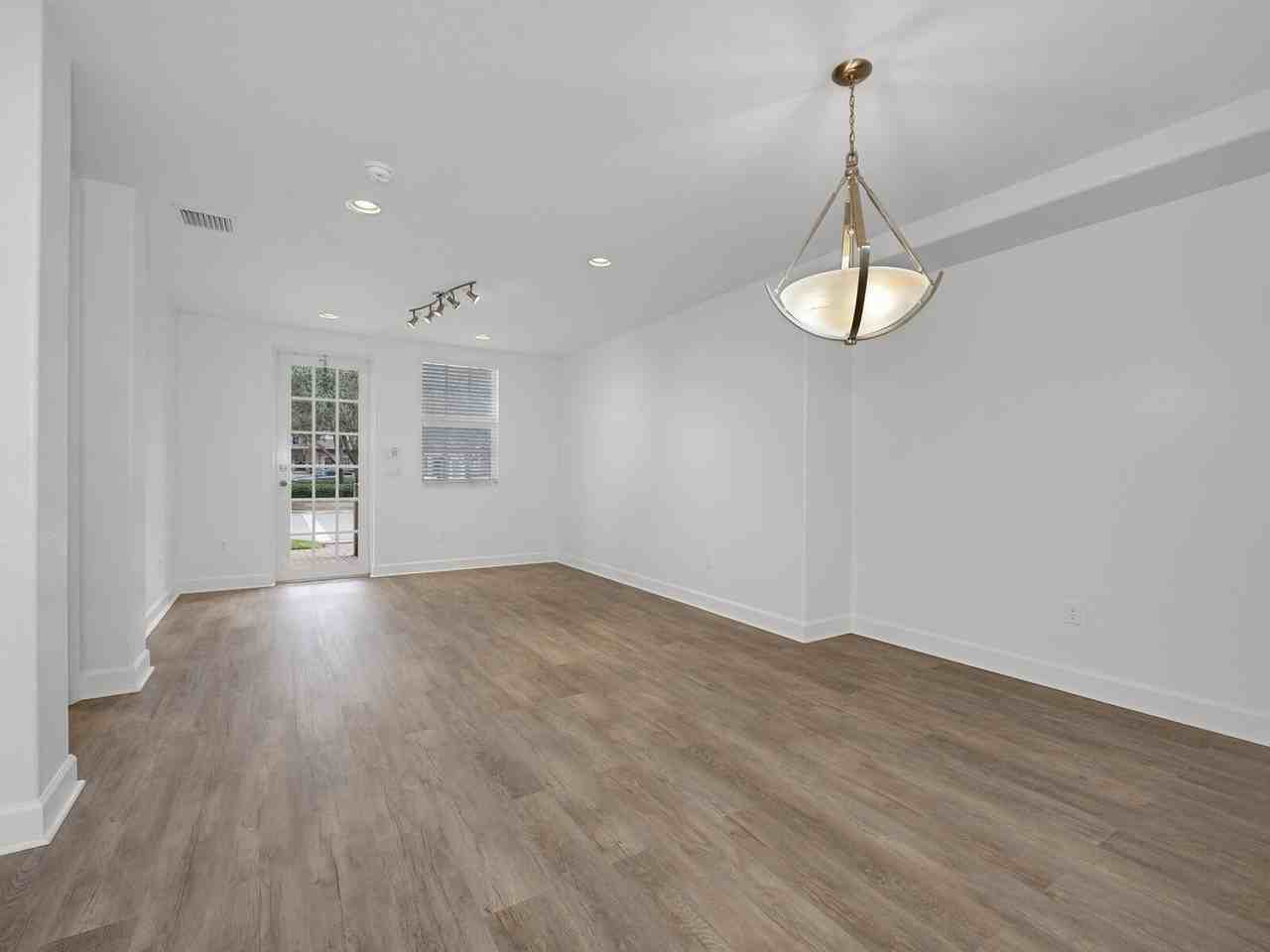 408 Sw 147th Ave #5004 - Photo 7 of 38