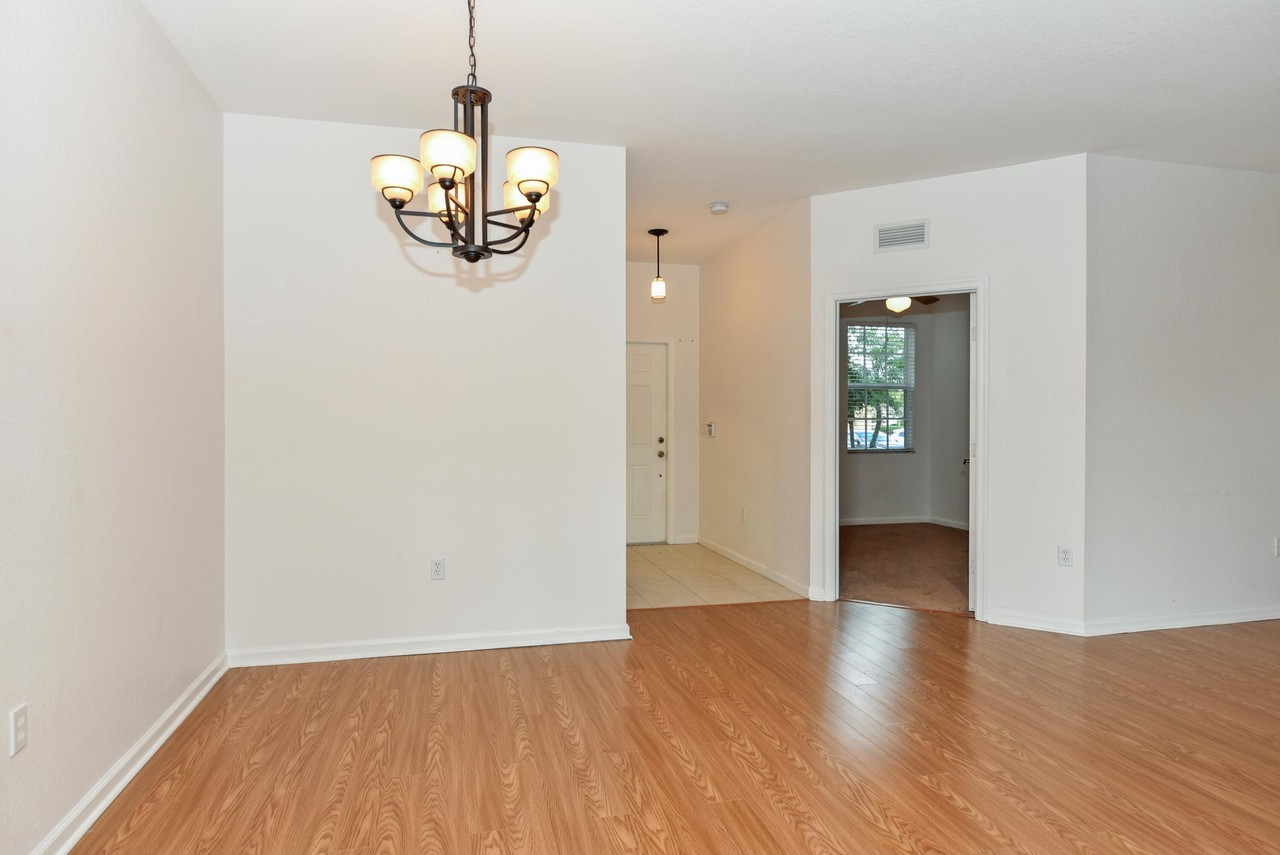 698 Sw Glen Crest Way - Photo 7 of 27