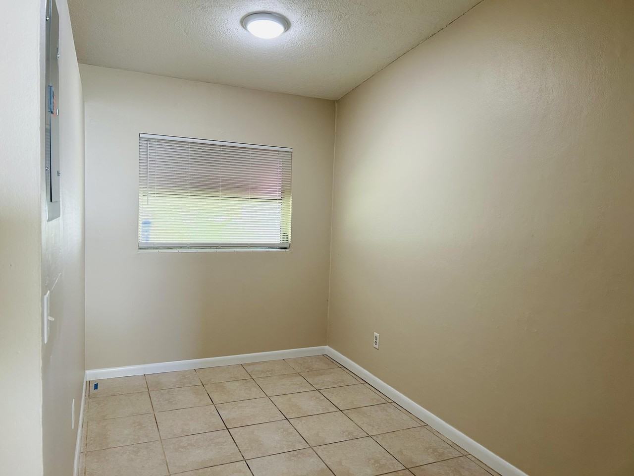 1808 22nd Ave - Photo 4 of 13