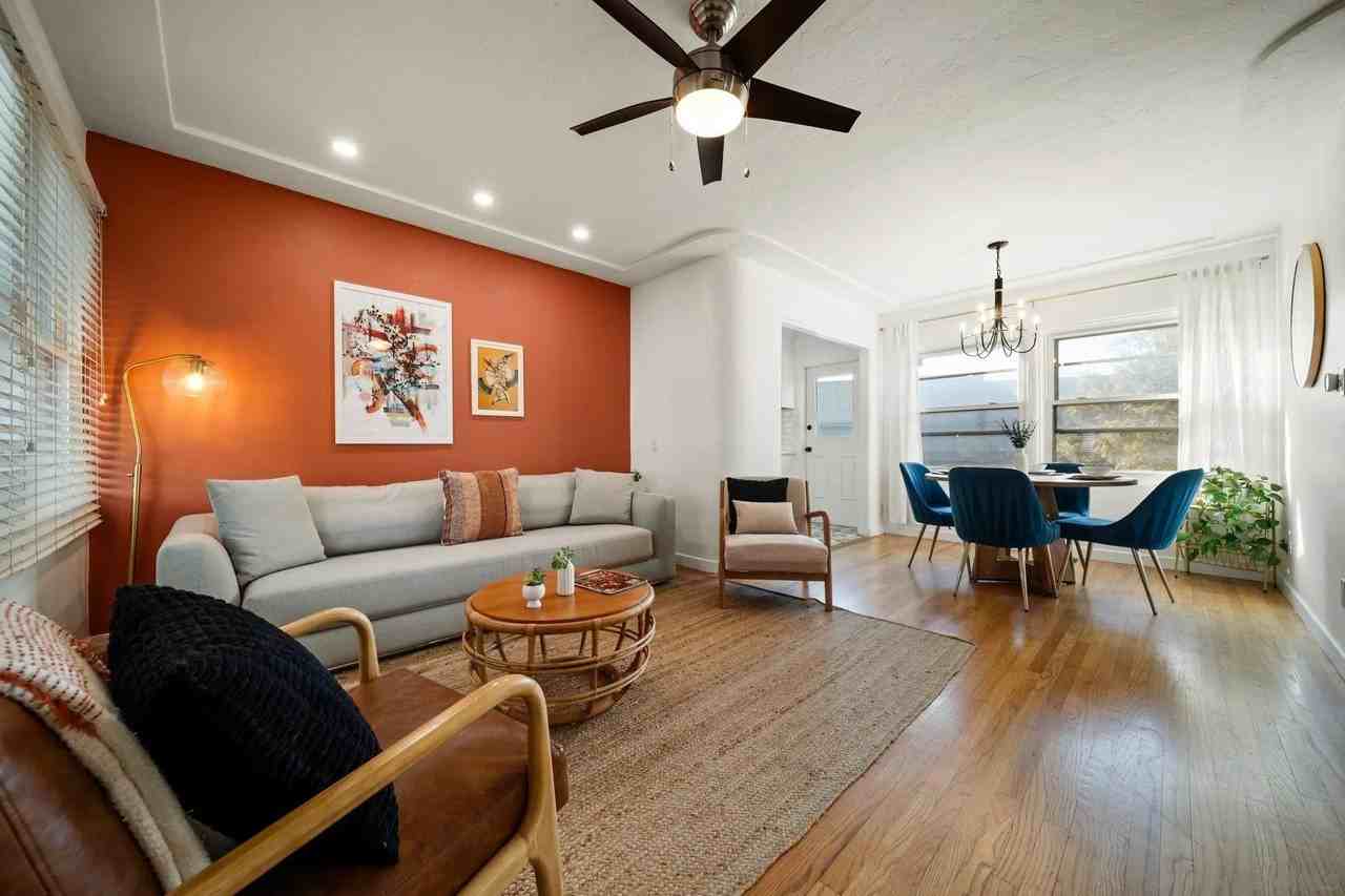2154 Union St - Photo 2 of 23