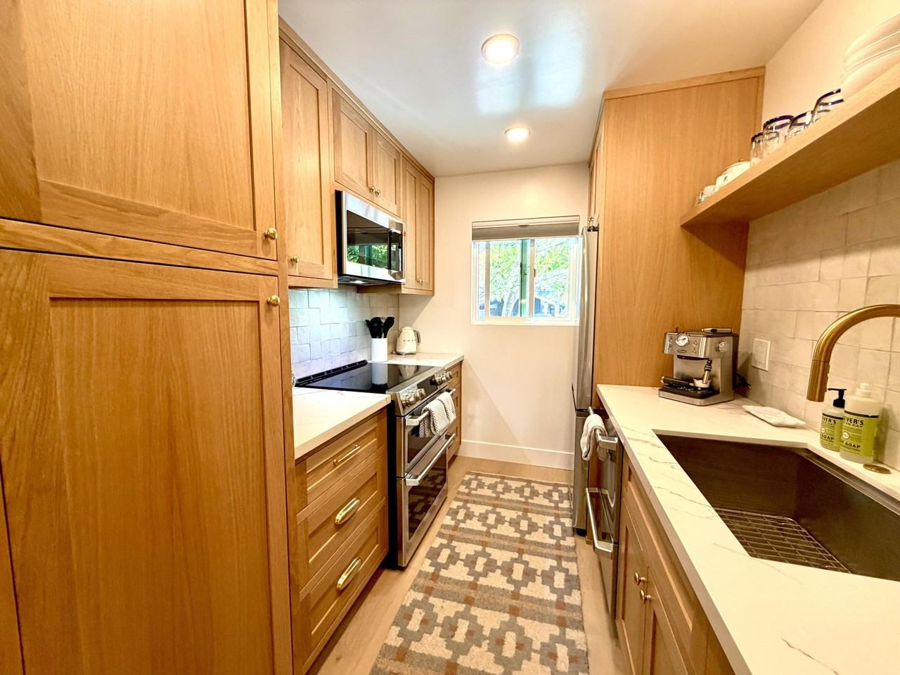 969 Miramonte Dr #6 - Photo 6 of 15