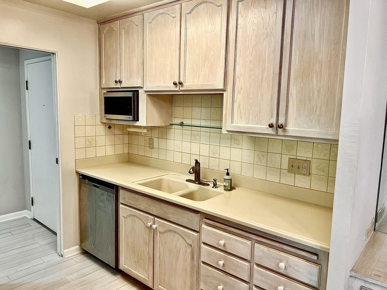 2727 Miradero Dr #207 - Photo 6 of 14