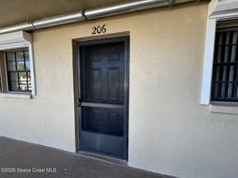 featured image of 1025 Rockledge Dr #206A