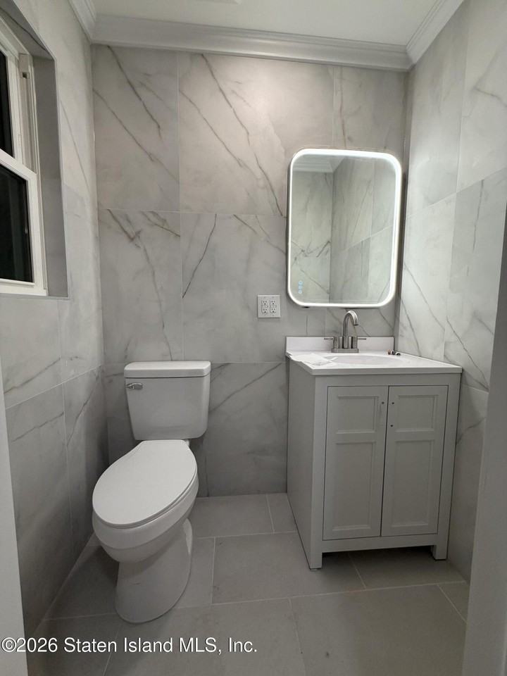 21 Wilson Ave - Photo 7 of 16