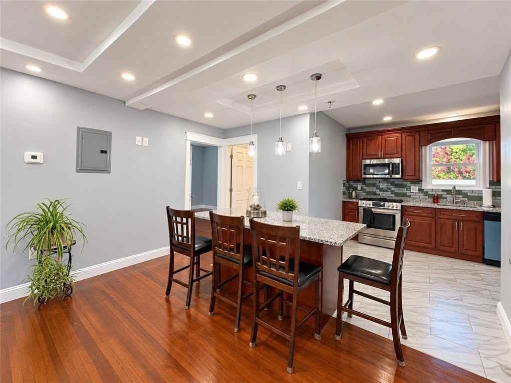 34 New Haven Ave #2 - Photo 3 of 15