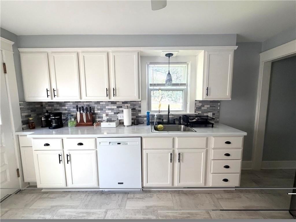 348 Market St #A - Photo 7 of 24