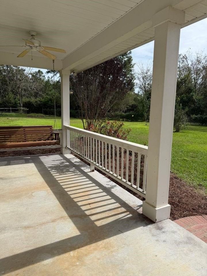 6300 Getaway Trl - Photo 4 of 47