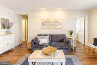 100 Vandyke St #107 - Photo 1 of 1