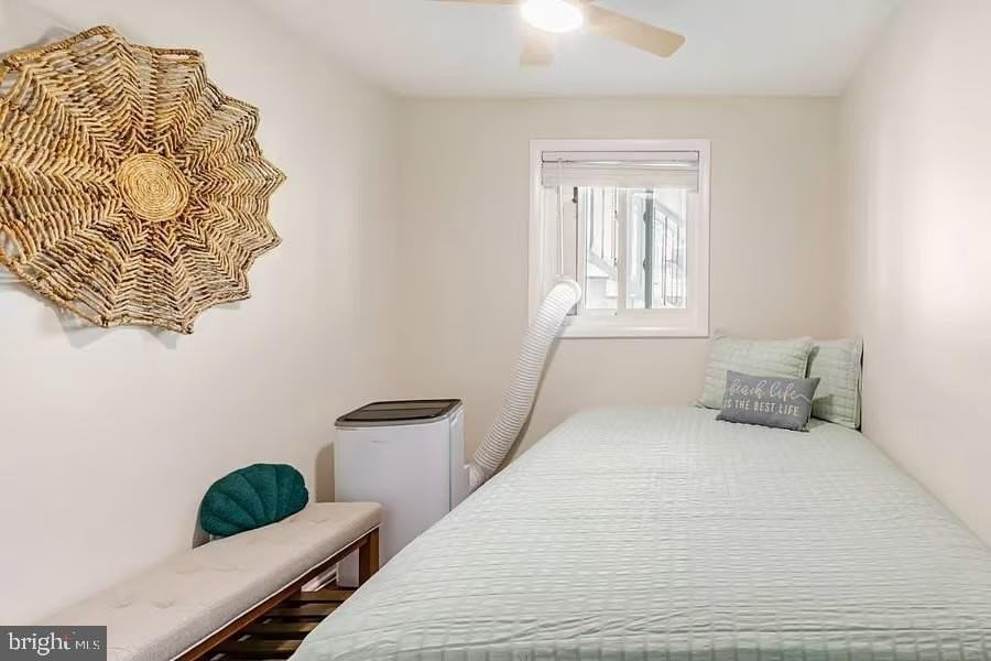 100 Vandyke St #107 - Photo 5 of 8