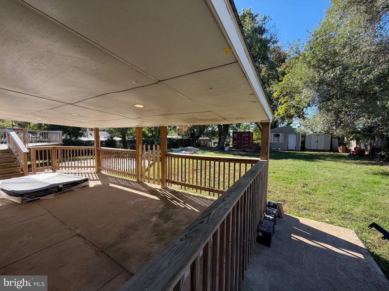 513 Dover Rd - Photo 4 of 18