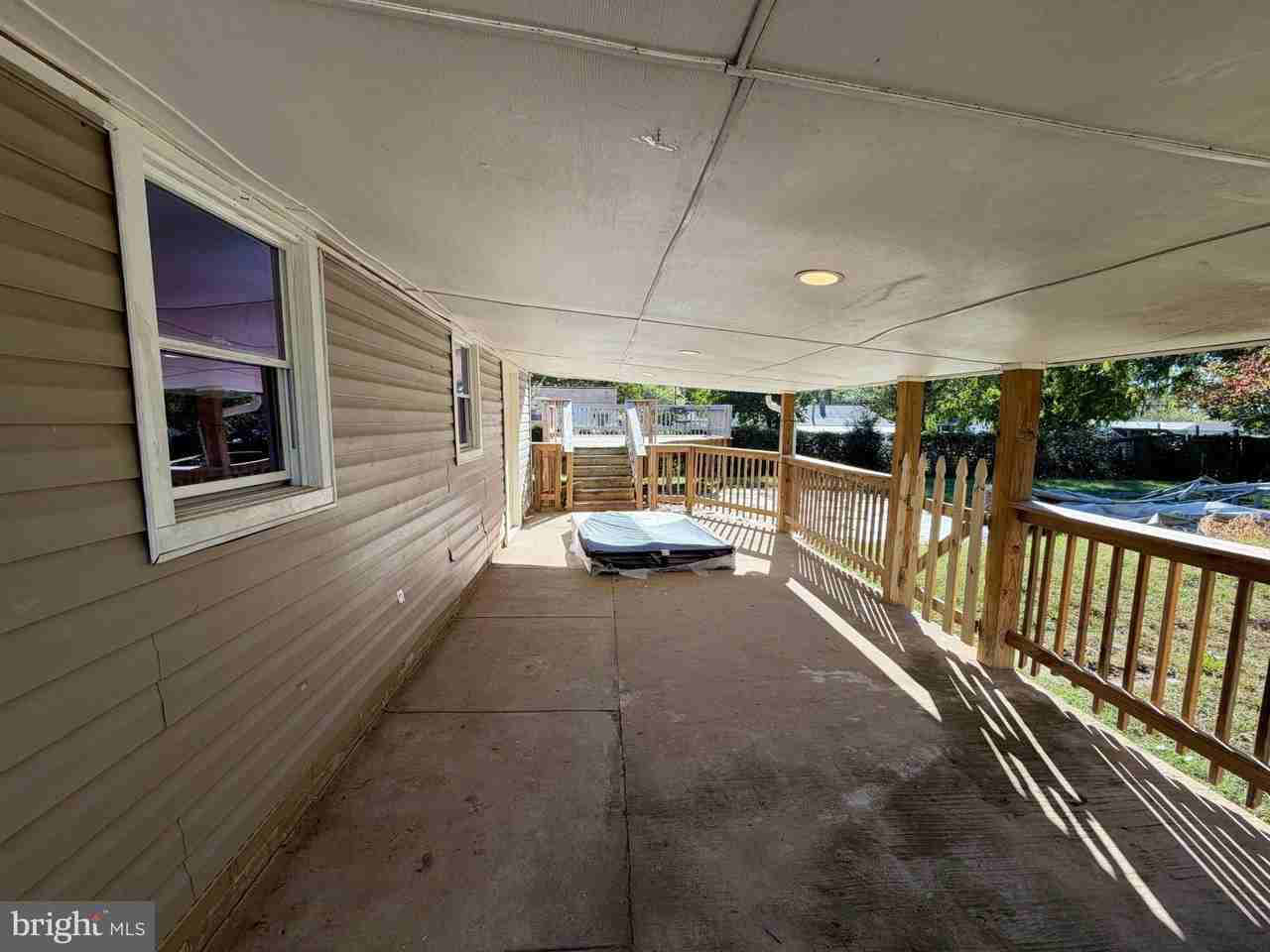 513 Dover Rd - Photo 7 of 18