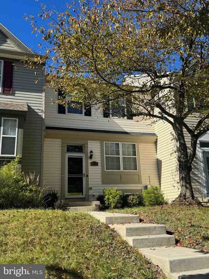 8230 Appalachian Dr - Photo 2 of 19
