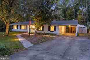 623 Maple Hill Ln - Photo 1 of 1