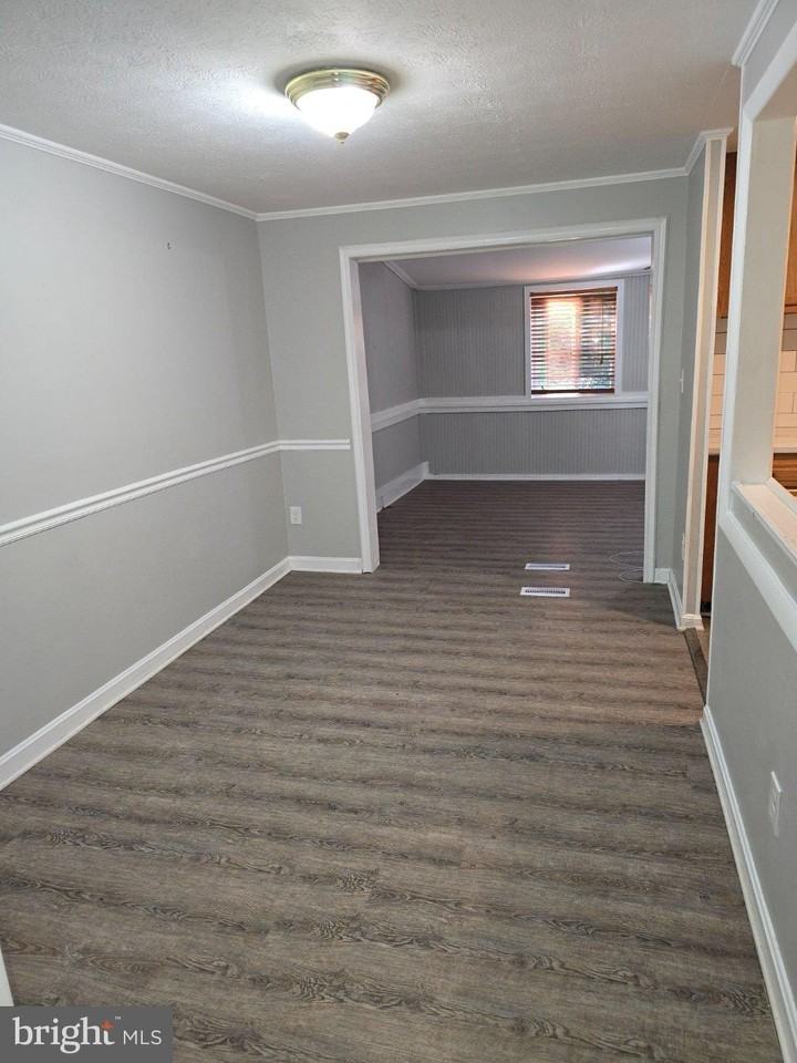 425 Blossom Tree Ct - Photo 7 of 24