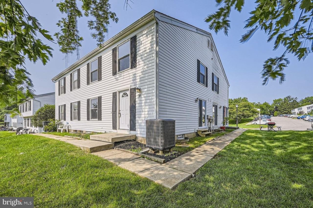 78 Ewing Dr #C - Photo 2 of 28