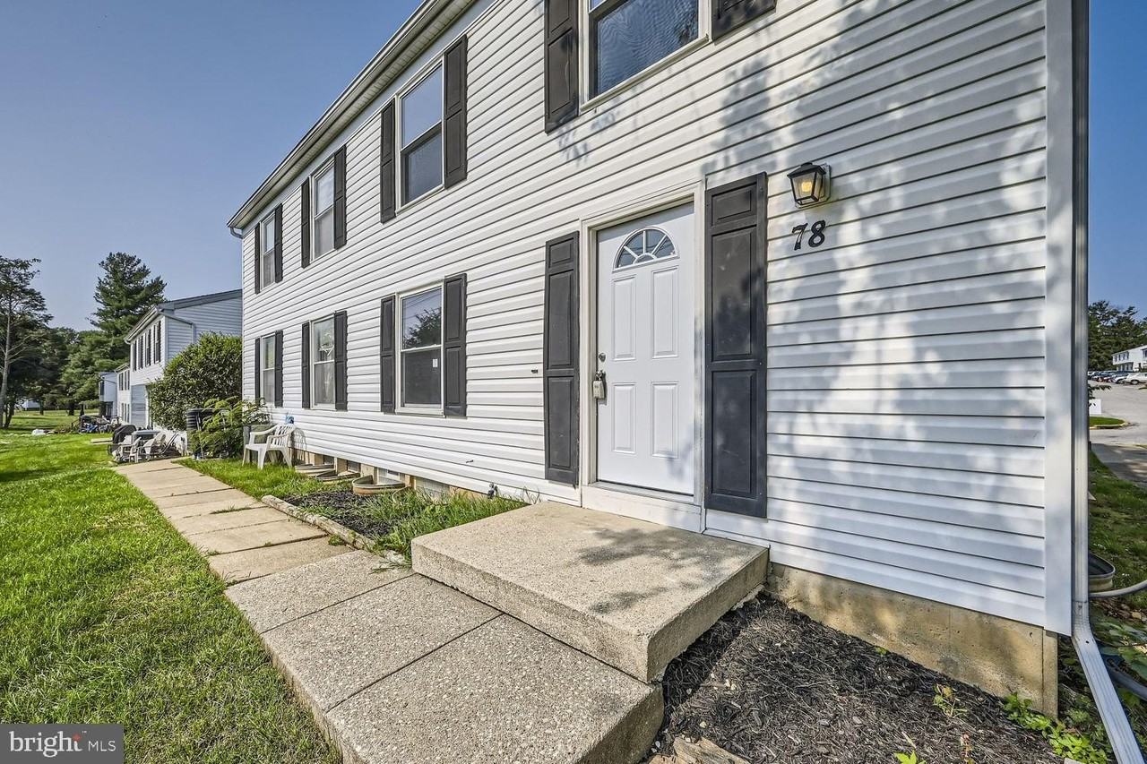 78 Ewing Dr #C - Photo 3 of 28