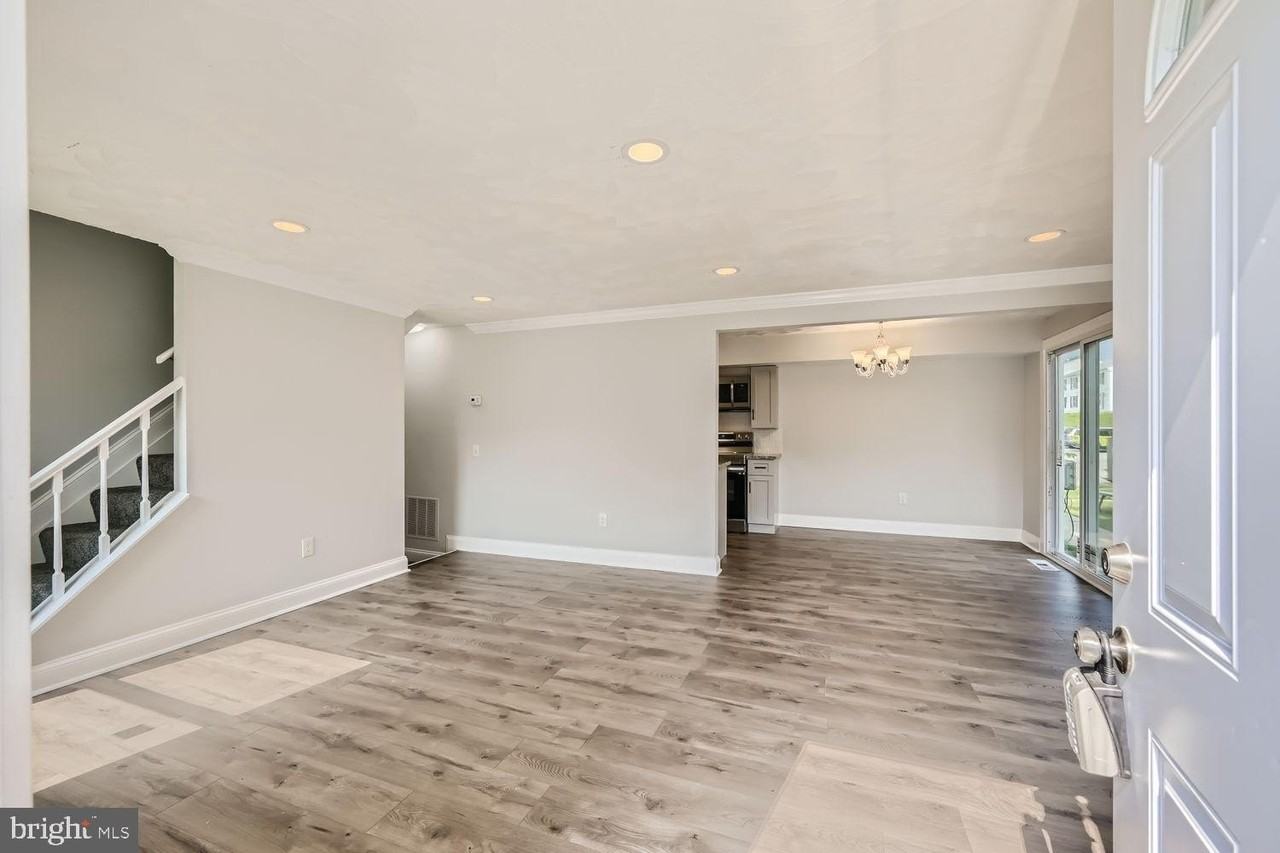 78 Ewing Dr #C - Photo 4 of 28