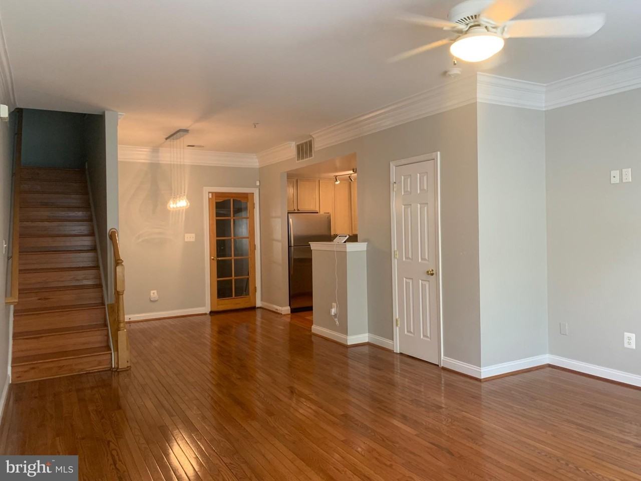258 Fountain Green Ln #100 - Photo 3 of 12