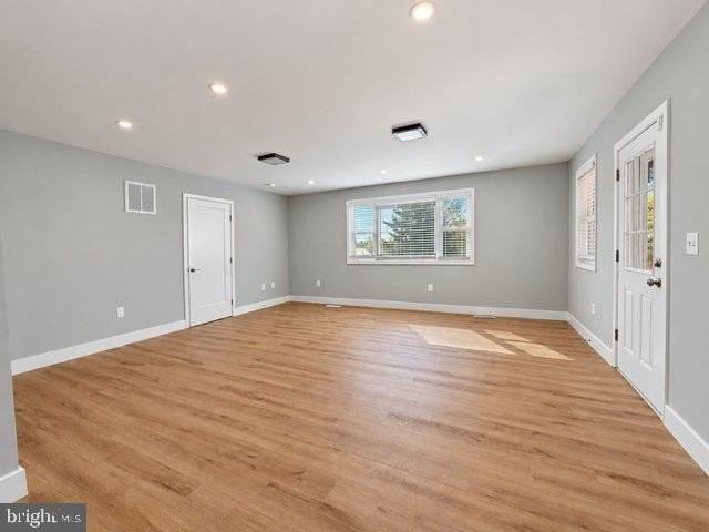 8607 Dunbar Ave - Photo 7 of 26